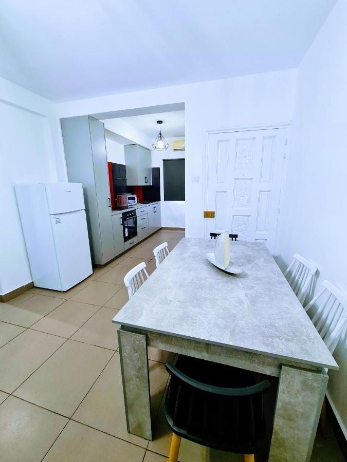 Ayia Anna Apartment Ayía Nápa Extérieur photo