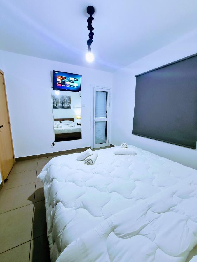 Ayia Anna Apartment Ayía Nápa Extérieur photo
